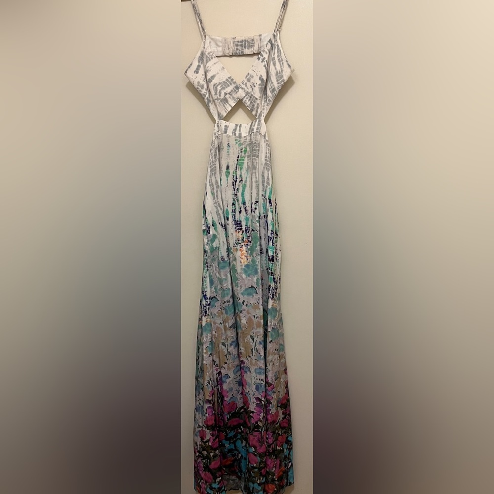 BCBGMAXAZRIA Runway Summer Dress